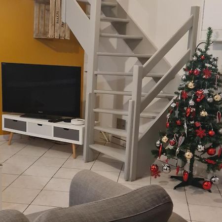 La Brique Rouge - Maison 66 M2 Avec 2 Chambres Lilla Esterno foto